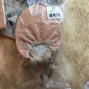 Half sole canvas shoes